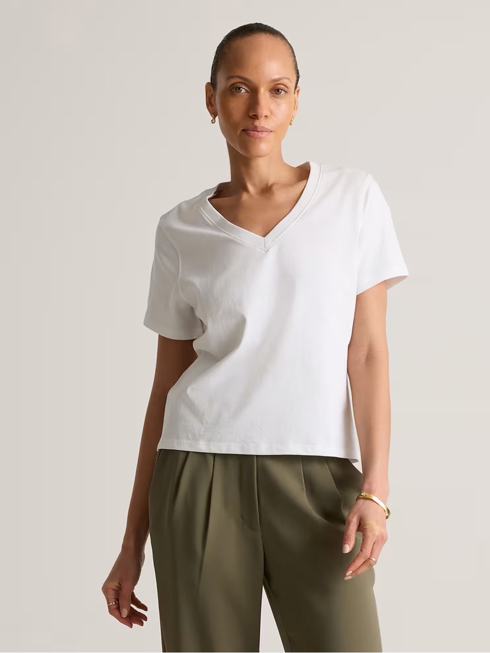 *NWOT* Quince 100% Organic Cotton Boxy V-Neck Tee in Classic White, Size XL